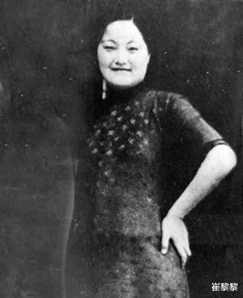 律师|新中国首任女部长，风云美女律师，与弟弟恩爱一生，死前无子送终