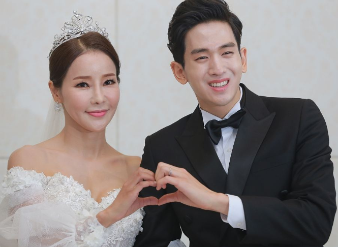 金泰希|她因长得太过于漂亮，被小17岁男友疯狂追求，如今过得怎么样了？