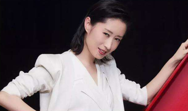 伪装者|《伪装者》5年后女演员现状，女主角不温不火，三位女配角却是红得发紫