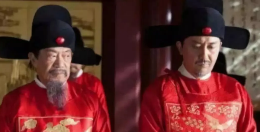 [朱元璋]朱元璋出上联：老子天下第一，才子对出绝妙下联，拉出去斩了