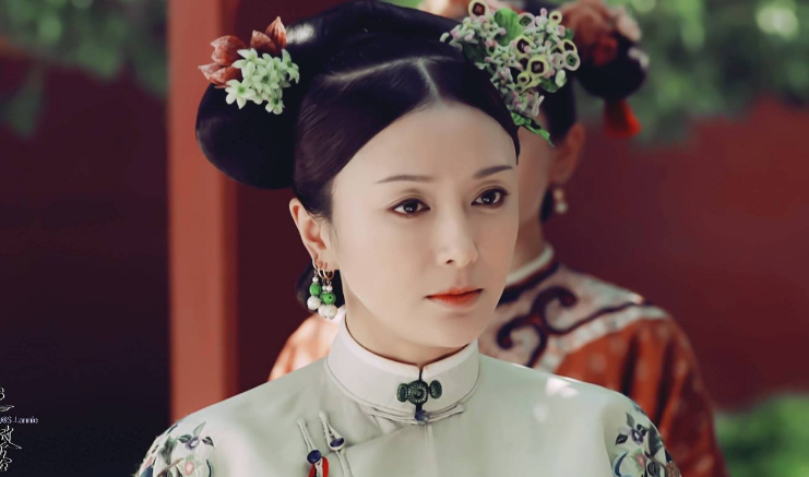 【小燕子】她和《还珠》太有缘，演了小燕子情敌，演了她娘，还演了她婆婆