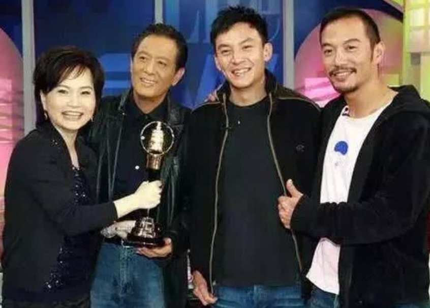 [张翰]张震张翰是亲兄弟！娱乐圈原来有这么多隐藏兄弟，全认识算你牛