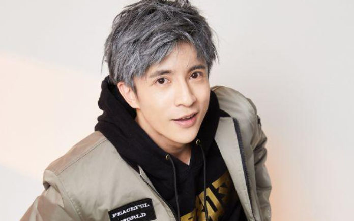 鹿晗@明星还有第二个“身份”,张杰是大学老师,而鹿晗则令人羡慕!