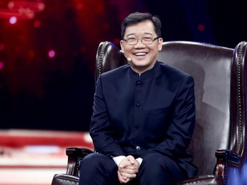 黄家驹|他把黄家驹念成“黄家狗”,以为能逗观众大笑,却毁了大好前程