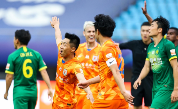 北京国安|鲁能2-2国安引热议!名记盛赞王大雷神扑,郝伟换人成最大败笔