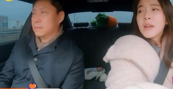【张佳宁】?张佳宁带着准继父上《我家那闺女2》与准继父关系如亲父女。