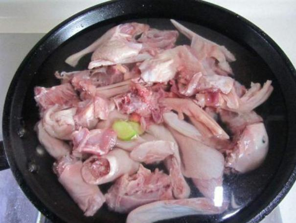 羊肉|三伏天，吃鱼吃肉不如喝这汤，一斤12块，比羊肉滋补，比排骨美味