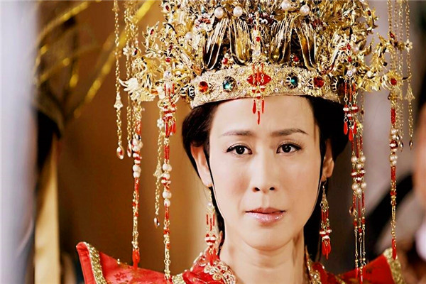 王宝钏■十八年寒窑苦等，换来十八天皇后之尊，王宝钏真是不值得