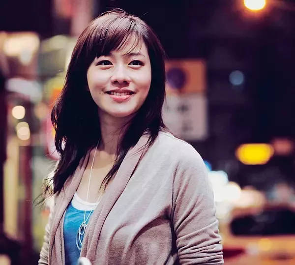 林嘉欣|她是最“叛逆”影后, 因怀孕挤走导演正室, 上跑男露出本性