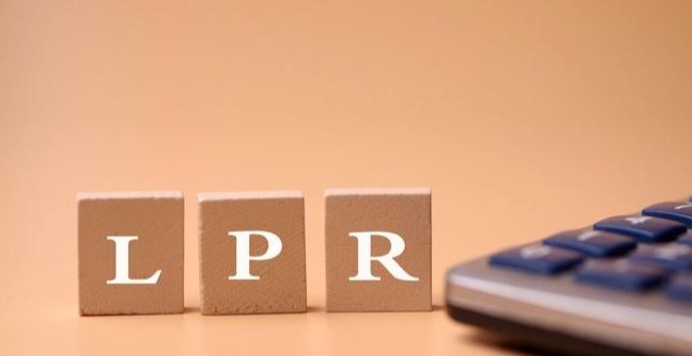 2020年还房贷越长越好还是越短越好银行员工：不少人白送钱