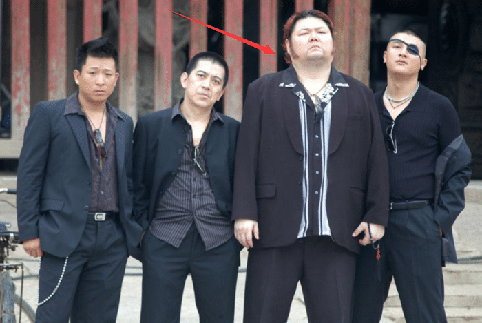 黄渤|被黄渤捧红，片酬翻10倍，没曾想却早已离世，今美貌妻子改嫁老外