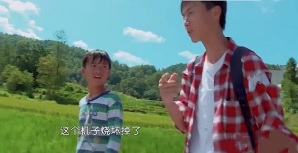 变形计|8小时暴走30公里,累垮5个摄像,节目组都后悔让他来参加变形计