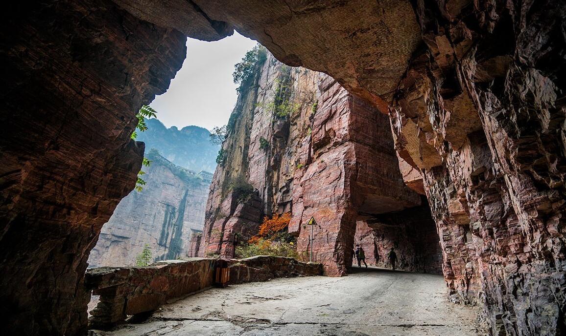 『挂壁公路』有着“挂壁公路”的奇观，一个景色宜人的地方，你去过吗？