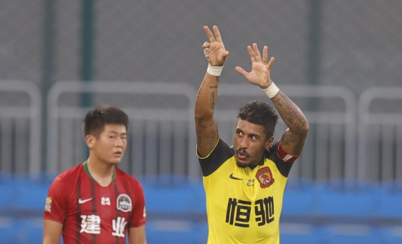 姐姐|广州恒大3-1河南建业！保利尼奥1V4轰神仙球，韦世豪替补双响