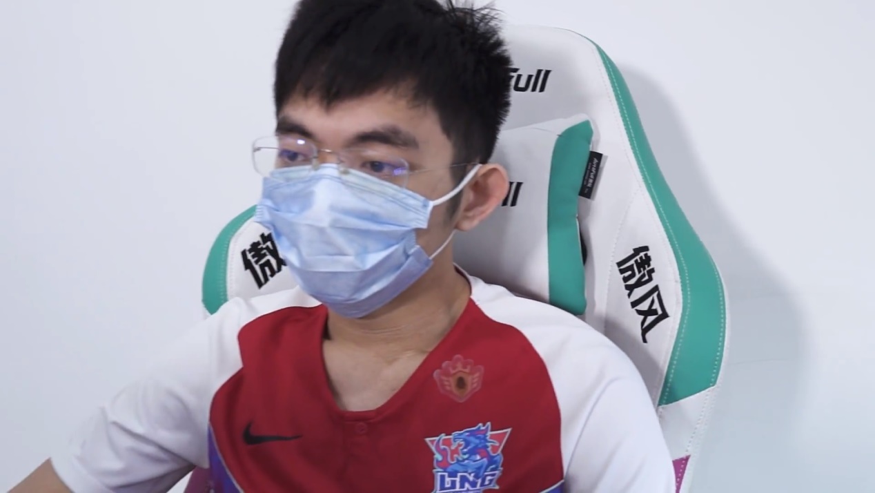 [RNG]LPL出现大规模转会！RNG为了签下圣枪哥，达成了一笔四方交易？