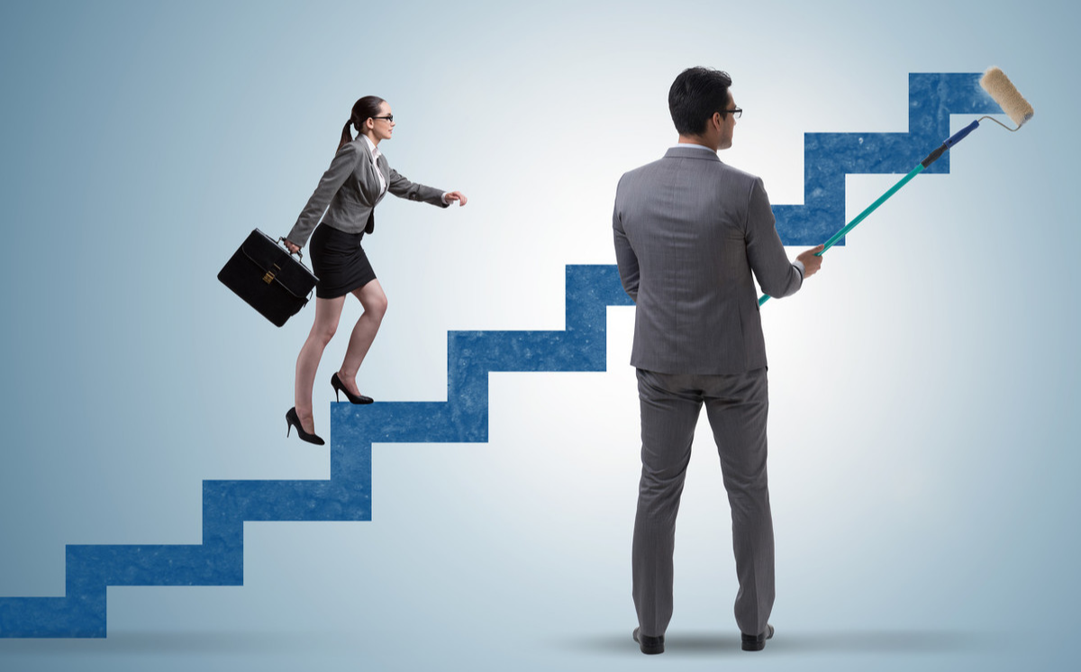 「」职场技巧:工作中遇到这3种情况,不用顾及情面,学会有力的反击