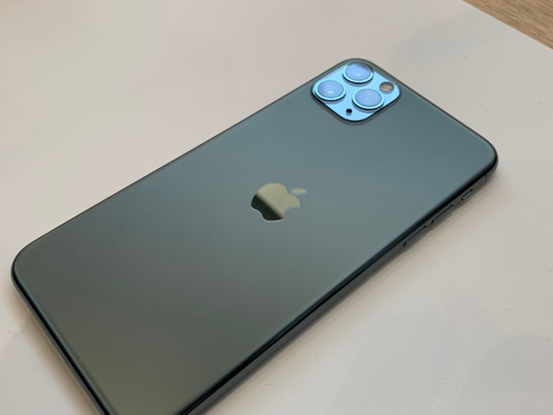 #iPhone#苹果手机别乱买，挑选这三款，保值率高综合性看来很划得来