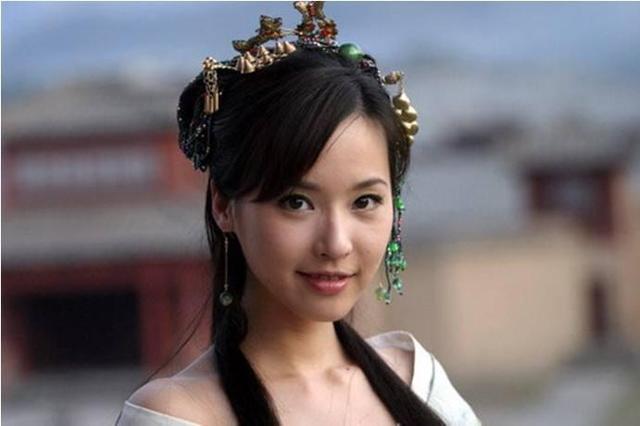 好莱坞|她24岁未婚先孕,34岁却被影帝老公抛弃,36岁为儿子复出终于爆红!