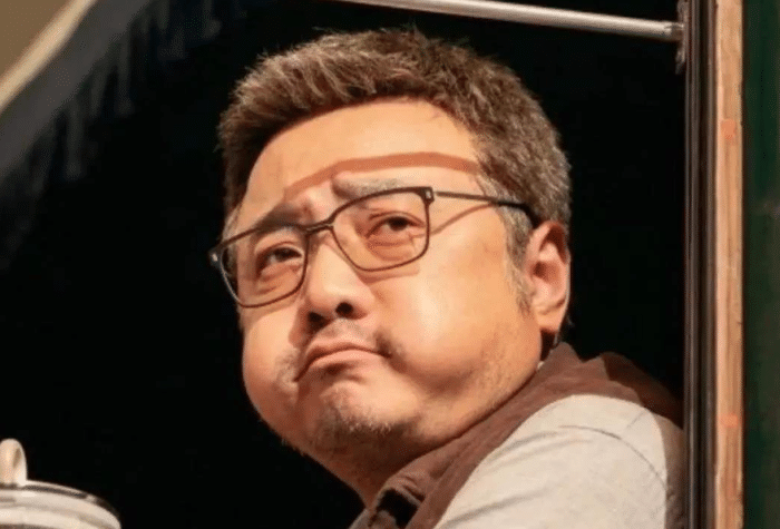 黄渤|成本3.3亿，票房0.7亿，这部烂片把“百亿影帝”打下神坛