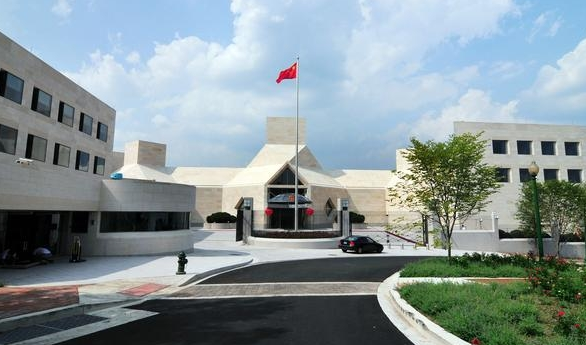 特朗普|“关闭领馆”只是第一步？特朗普：让中方倒退40年！