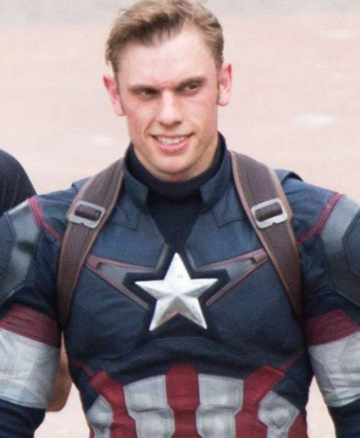 「漫威」雷神：我替身又高又帅，美国队长：我替身魅力十足，寡姐：想看看我的吗