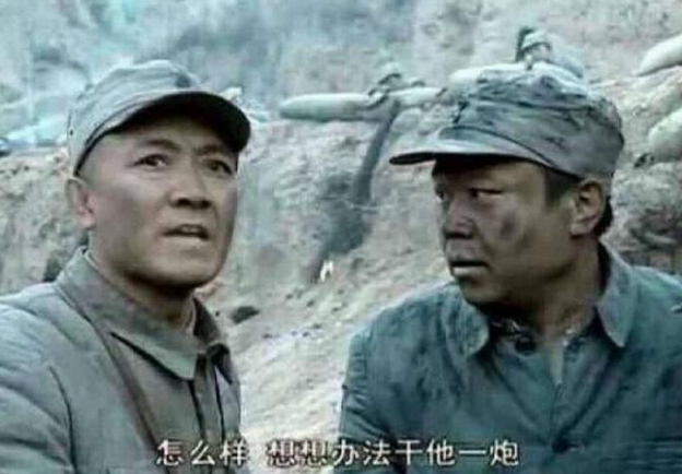 【李云龙】?  同样是李云龙秀芹的婚宴，老版啃烂白菜，看到新版，这比我吃的都好