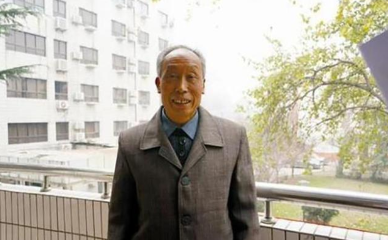 颜夕趣史|13岁男孩捡到一枚玉玺，上交后获20元路费，45年后专家为何再登门