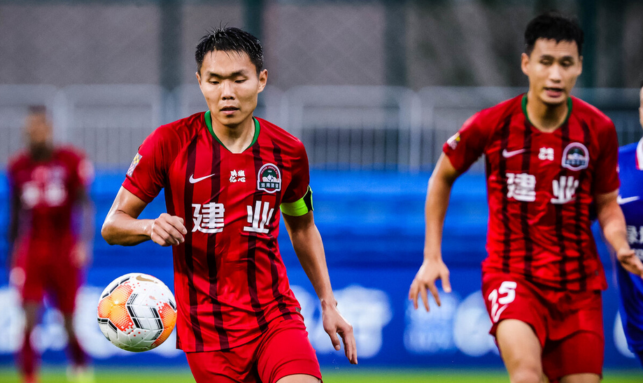 热刺|头牌离队难归!中超最惨一队5铁人太悲壮,硬杠苏宁仅剩唯一优势