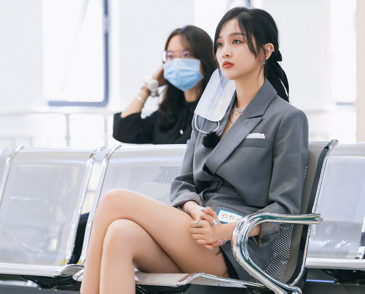 滤镜|综艺节目的滤镜有多厚，看到吴宣仪的伤口，观众：真当我傻