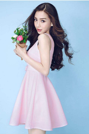 「奔跑吧兄弟」跑男这么穷？发布会没有空调，嘉宾暴汗脱妆，看到baby生图我醉了