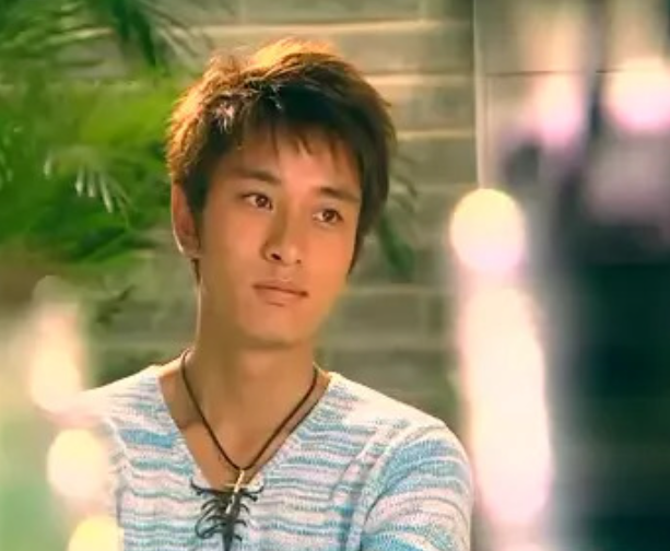 贾乃亮|贾乃亮隐藏了36年的姐姐曝光，原来是我们熟悉的她，难怪不愿意公开