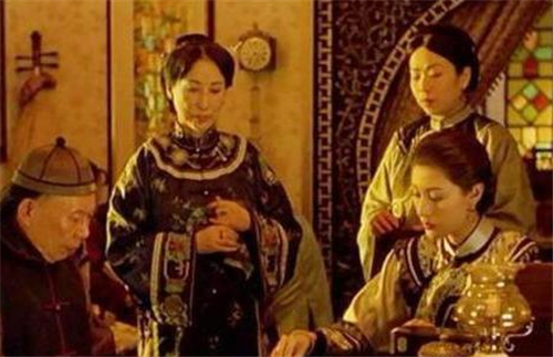 []新中国实行一夫一妻，那姨太太咋处理？解决方案让原配心酸不已