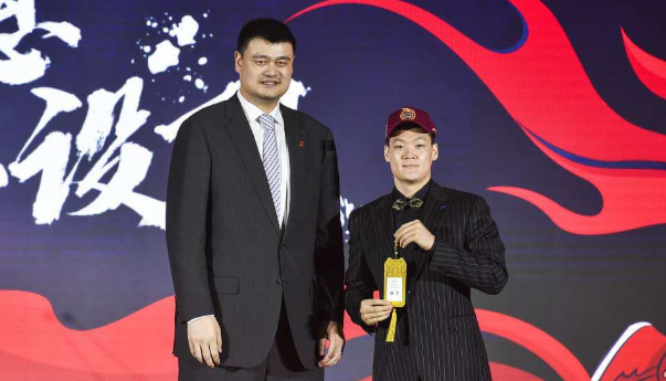 张宁|40+10！选秀失意后张宁创个人纪录，率北大男篮挺进全国16强