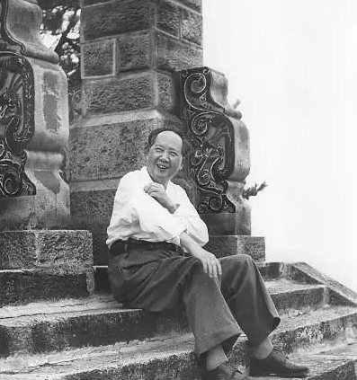 蒋介石|毛主席登庐山住在美庐别墅，反对把蒋介石的题字清除掉