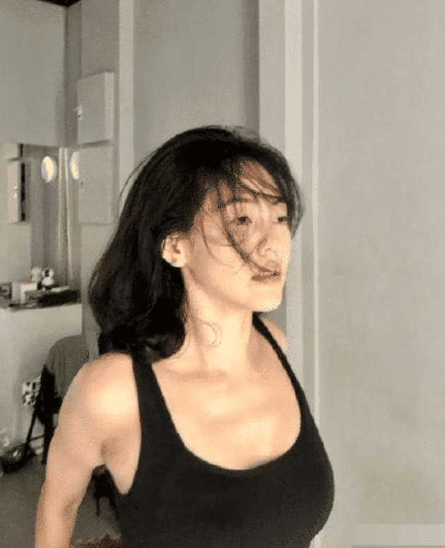 大S|大S为何迟迟不愿出来工作？汪小菲深夜发文，小S：全家上门劝说也不管用