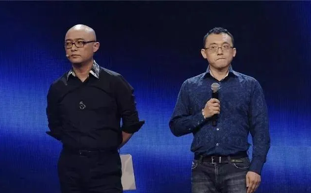 非诚勿扰|《非诚勿扰》51岁女子牵手34岁男子,5年已过,两人已分道扬镳