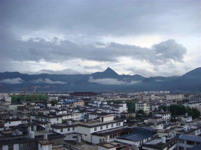 『牟尼沟』适合五月份旅游的景点,不想人挤人,就跟着我走吧