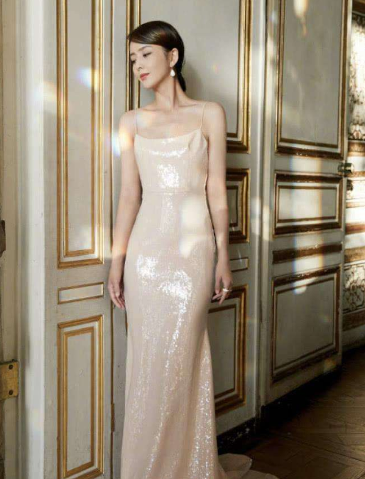 佟丽娅|佟丽娅演戏最“放得开”的一次，知道男主是他后，默默叹了口气！