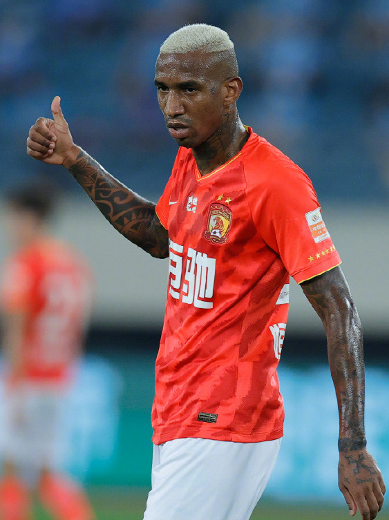 中超|中超霸主正式宣布多人离队,巴西大将想走了,卡纳瓦罗该头疼了