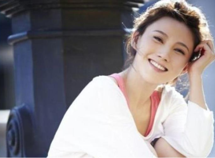 『聂鑫』一生未婚未育，年仅34岁就去世了，最后一条微博让人落泪！