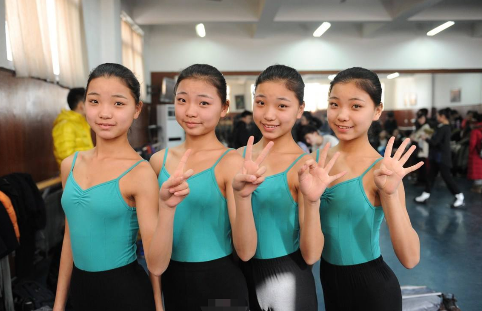 #青春有你#《青春有你》2开播以来，热搜不断，冰清玉洁，你怎么看？