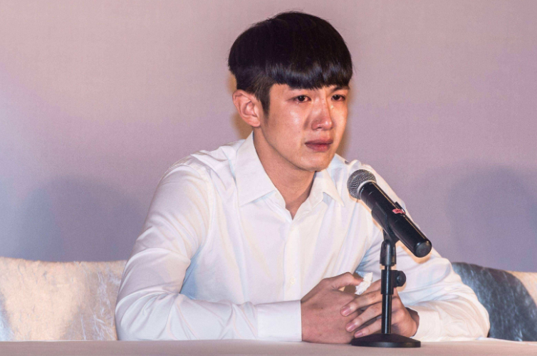 窦骁|4位“红得快，凉得更快”的艺人：以前全是男神，如今无人问津