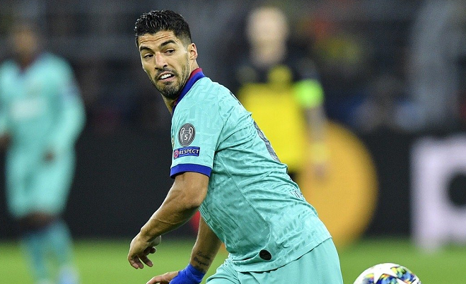 浙江省|苏亚雷斯的影响力!官宣后马竞官网崩溃,传奇怒斥巴萨双标