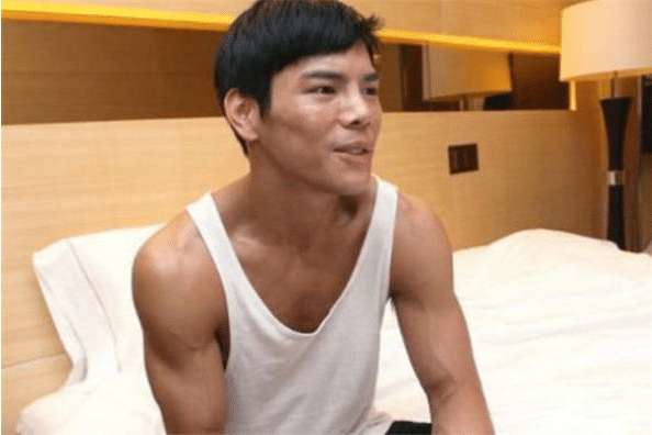 曾志伟|五个有“黑帮背景”的艺人，谁都惹不起，曾志伟因为嘲笑第4位被毒打
