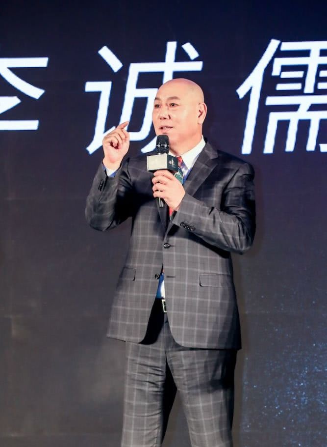 老兵制片人范精灵图片|老兵制片人范精灵图片