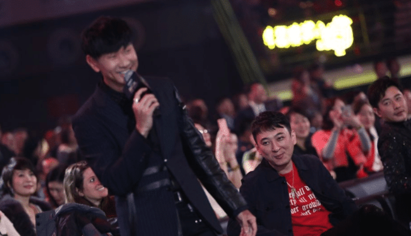 王思聪|王思聪永不会黑的6位明星，前四位是因为爱，最后一位是实在不敢！