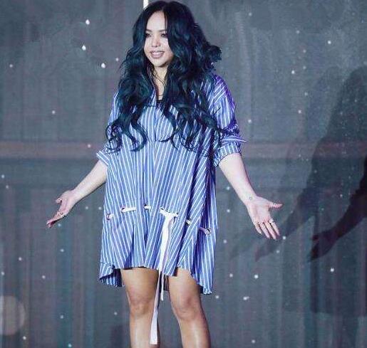 张惠妹|47岁张惠妹减重近60斤,瘦成“大V脸”上热搜,这次能保持多久?