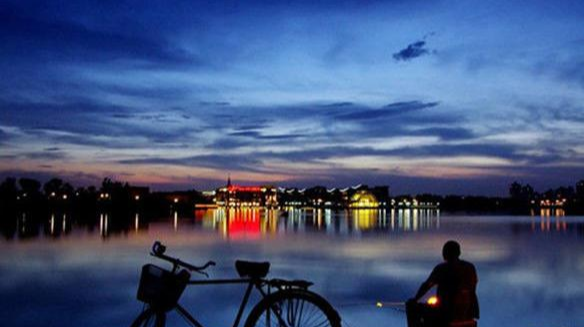 高峰|都说夜钓鱼口好,你却找不到鱼?详细找鱼儿的技巧 看完你就知道了