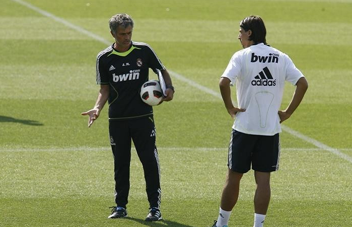 穆里尼奥|尤文大将喊话穆帅：我想去英超，我渴望和穆里尼奥一起合作！