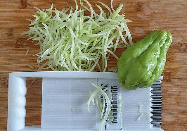 丝瓜|多给孩子吃这菜，补钙补铁又补锌，孩子常吃提高智力发育